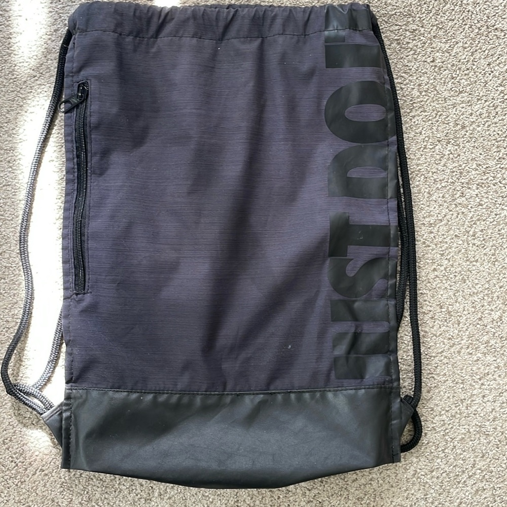 Nike cinch bag